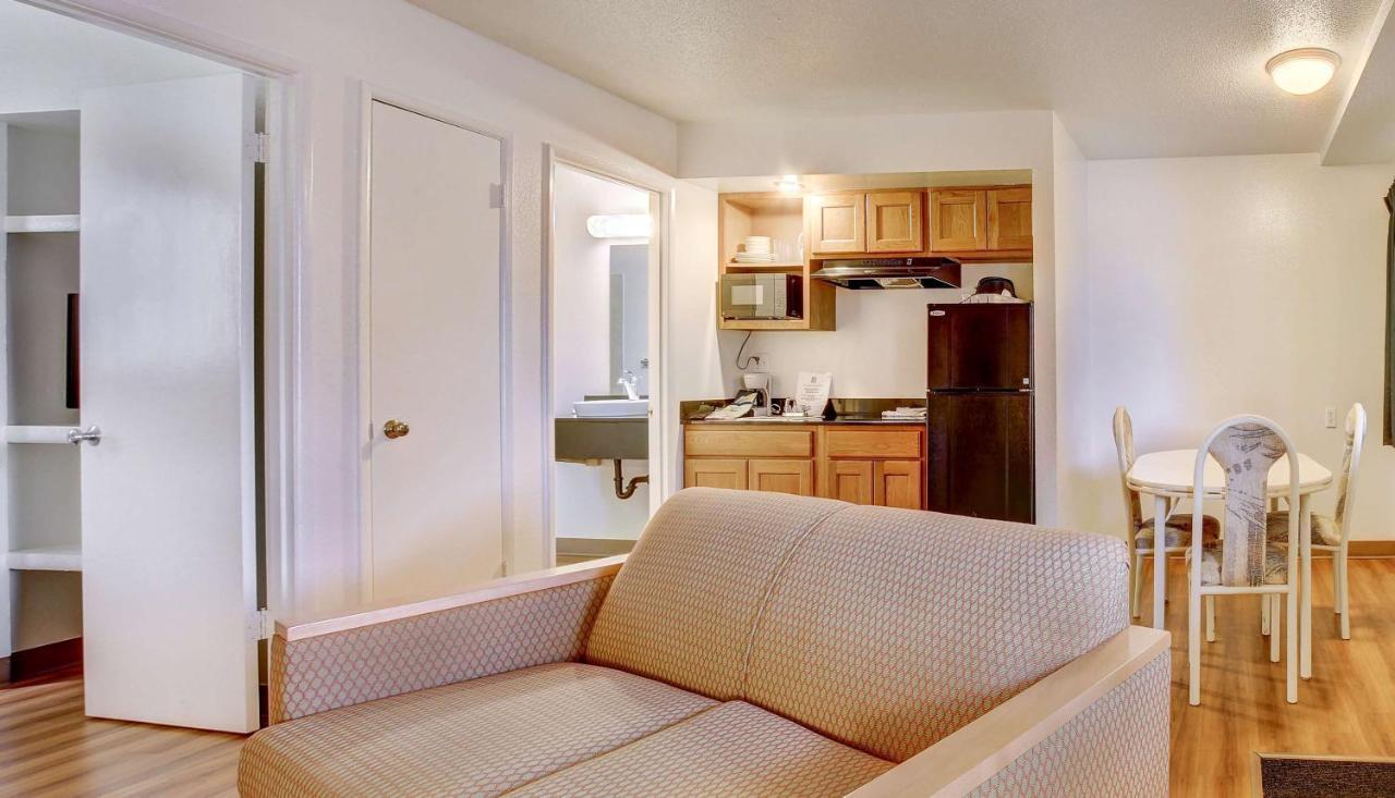 Motel 6-Coos Bay, Or エクステリア 写真