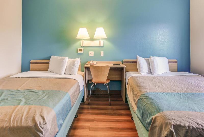 Motel 6-Coos Bay, Or エクステリア 写真
